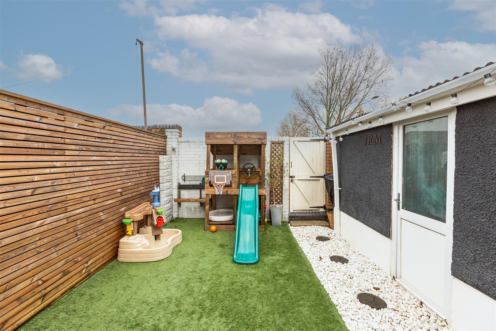 Vivian Street, Swansea, SA1 2LW